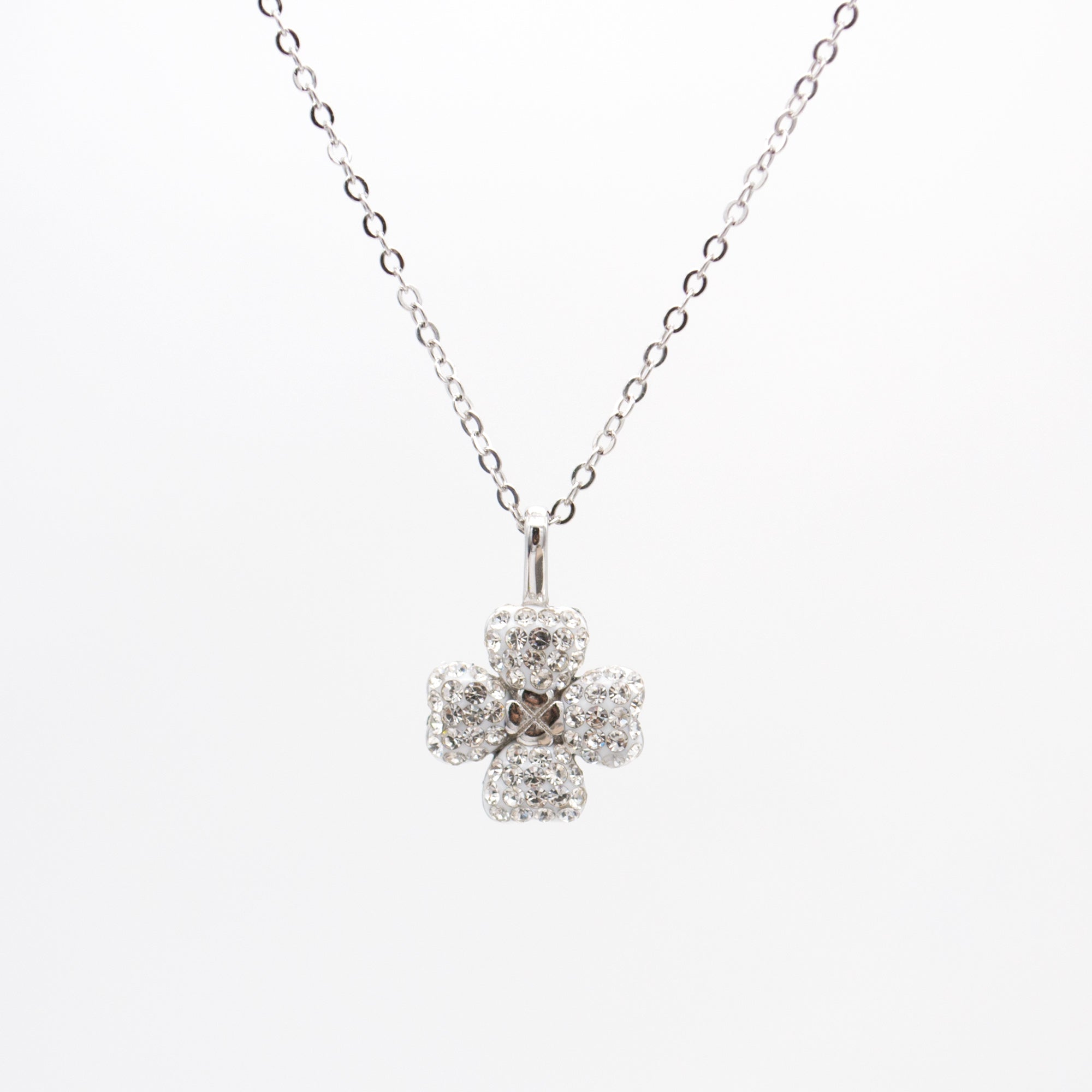 Jewdii 925 sterling silver Clover necklace with crystal
